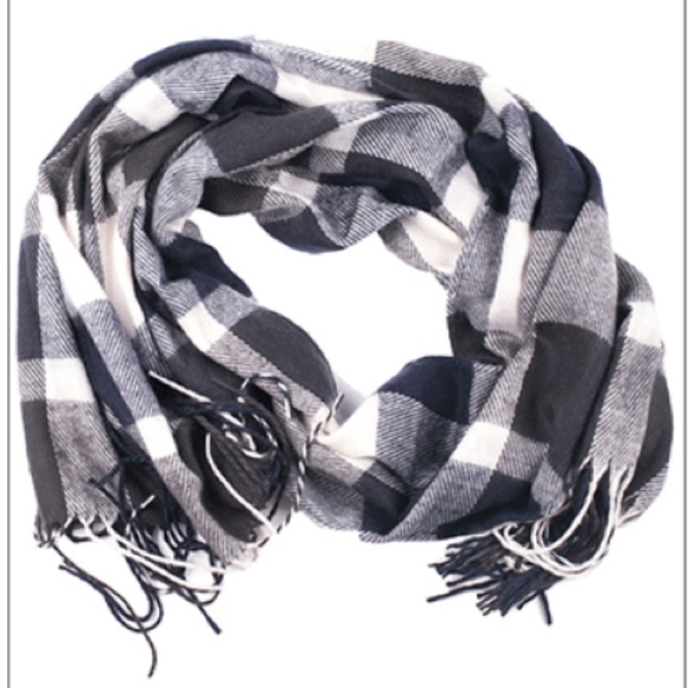 Plush Apparel Fleece Scarf New White Blue Black